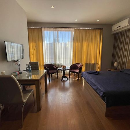 Apartment In Yerevan City Center Republic Square Self Check-In Exterior foto
