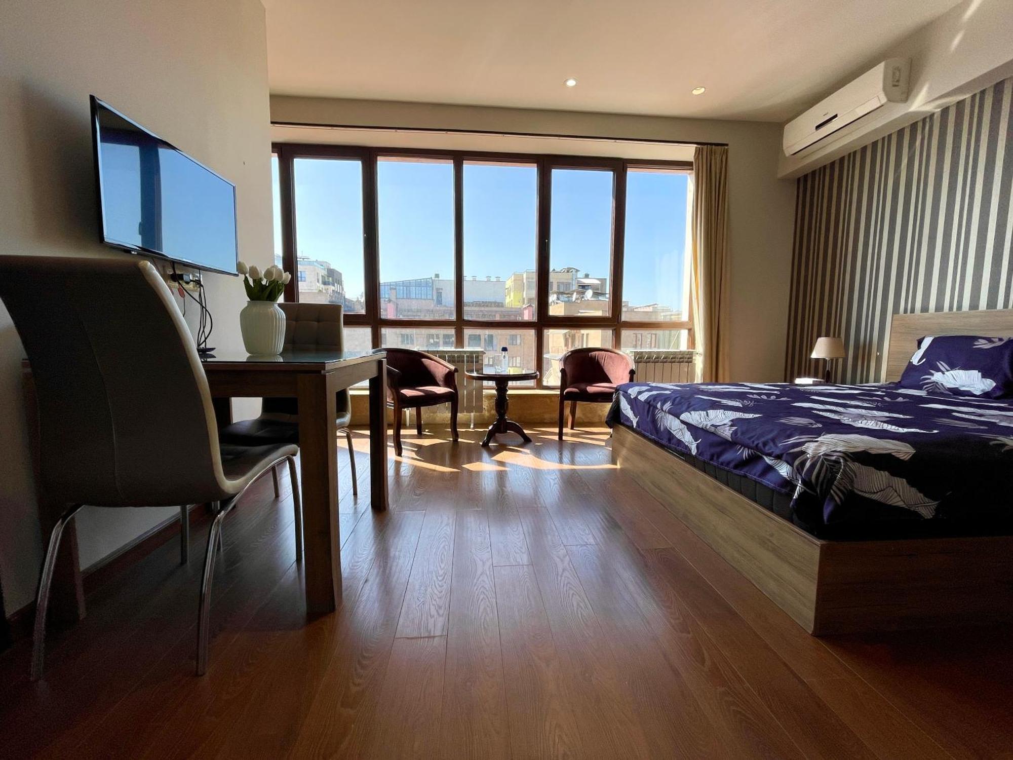 Apartment In Yerevan City Center Republic Square Self Check-In Exterior foto